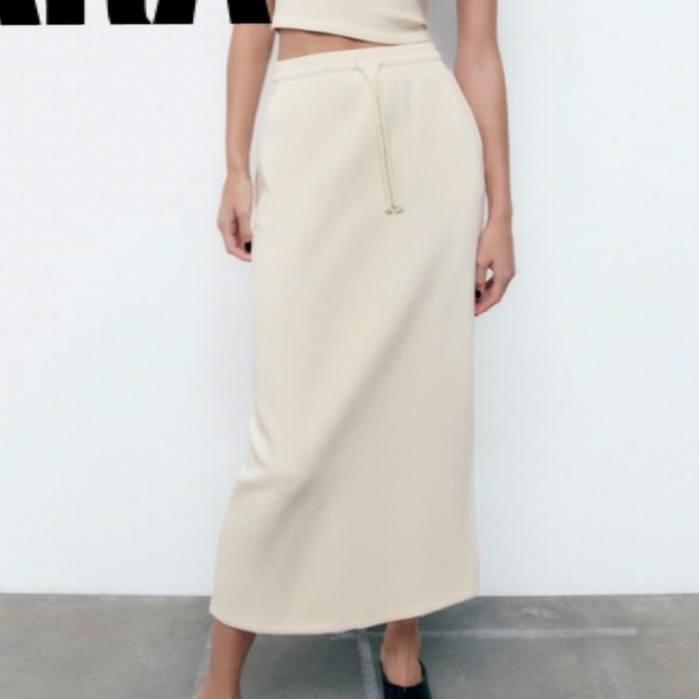 Zara Beige Midi Skirt
